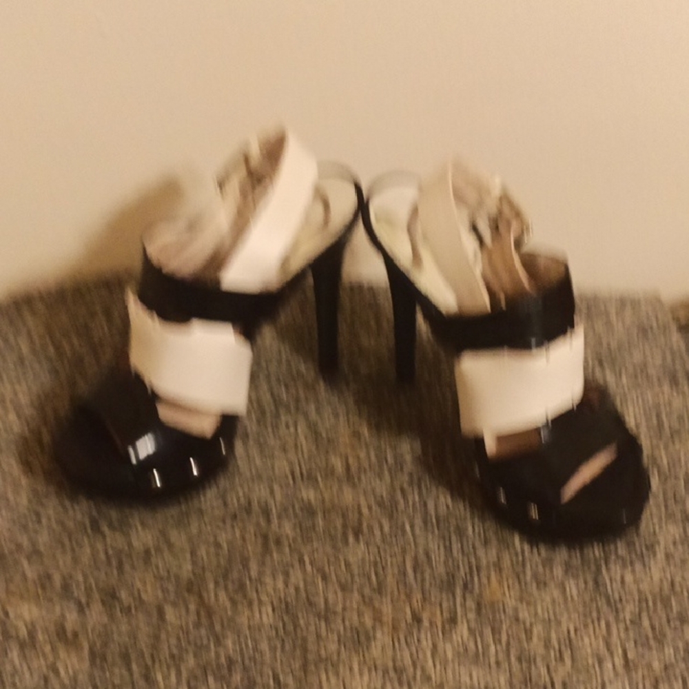 Michael Kors Women's Black and White Strappy High Heel Platform Seville Sandals - Picture 2 of 5